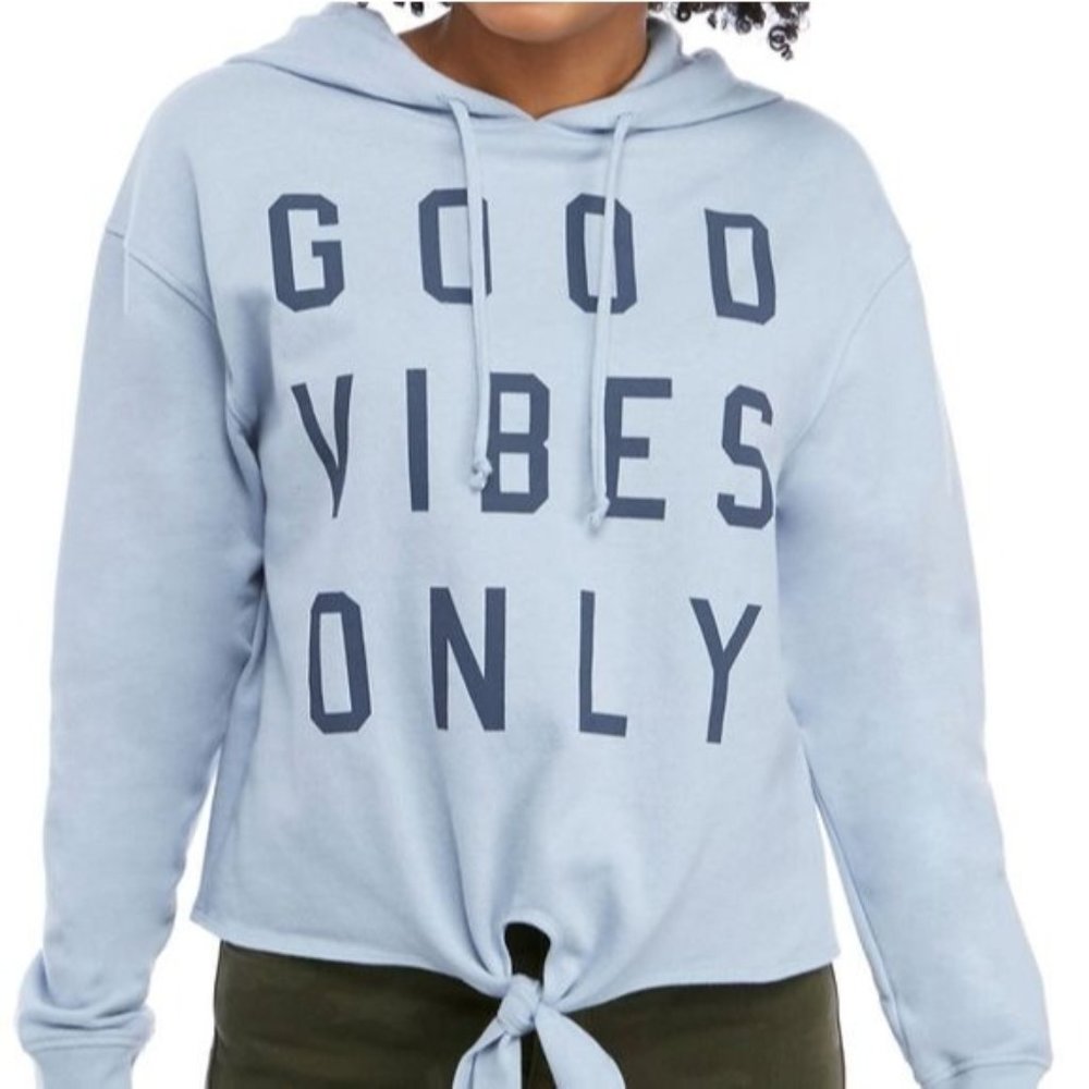 Cold Crush NWT "GOOD VIBES ONLY" tie front Hooded sweatshirt Juniors siz…